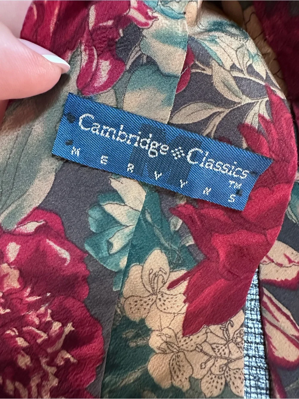 Cambridge Classics  Men's Floral Red and Cream Dress Tie